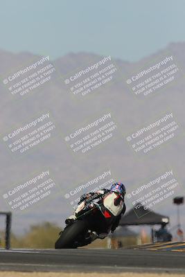 media/Mar-22-2025-CVMA (Sat) [[462c0ffedb]]/Race 13-Amateur Supersport Middleweight/